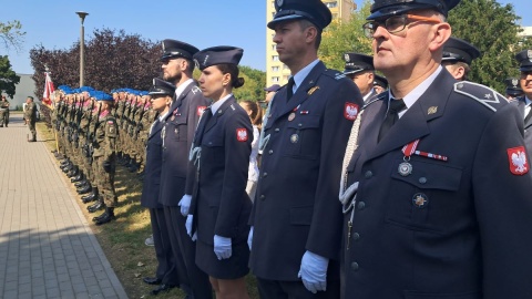 Obchody Święta Lotnictwa przed pomnikiem poległych na frontach II wojny światowej Lotników Ziemi Bydgoskiej/fot. Damian Klich