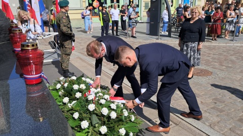 Uroczystości w Bydgoszczy zorganizowano na płycie Starego Rynku/fot: Damian Klich