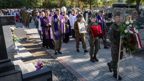 Uroczystości pogrzebowe szczątków płk. Wincentego Sobocińskiego w miejscowości Murzynno/fot: PAP, Tytus Żmijewski