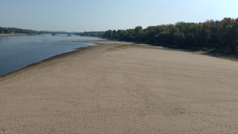 Wisła w Toruniu wyparowuje.../fot. Michał Zaręba