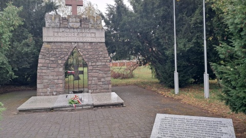 Na bydgoskim Szwederowie powstał mural, który upamiętnia ofiary wydarzeń z 10 września 1939 roku/fot: Damian Klich