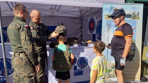 Pół tysiąca osób przebiegło ulicami Bydgoszczy. To uczestnicy Unity Run, biegu sztafetowego, który zorganizowano w związku z 25-leciem Polski w NATO/fot. Tatiana Adonis