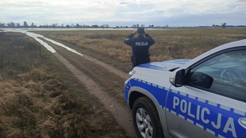 Policjanci zostali także oddelegowani na zalane tereny - nie tylko ci z toruńskiej jednostki, ale i z całego regionu/fot. materiały policji