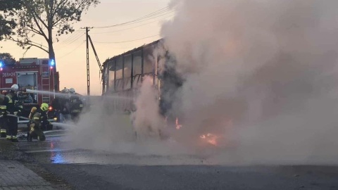 W Ustroniu (w powiecie włocławskim) spłonął autobus/fot. OSP KSRG Lubanie