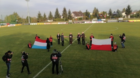 Pierwszy w naszym województwie stadion z mieszaną murawą otwarto uroczyście w Sicienku koło Bydgoszczy/fot. Monika Siwak