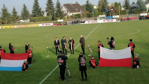 Pierwszy w naszym województwie stadion z mieszaną murawą otwarto uroczyście w Sicienku koło Bydgoszczy/fot. Monika Siwak