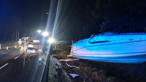 Tragedia na DK nr 10 w Przyłubiu. Dwie osoby zginęły w zderzeniu trzech samochodów/fot. KMP Bydgoszcz