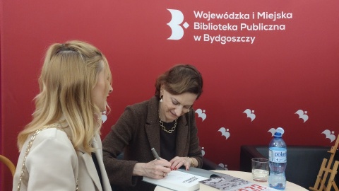 Anne Applebaum spotkała się z czytelnikami w Wojewódzkiej i Miejskiej Bibliotece Publicznej w Bydgoszczy/fot. Maciej Wilkowski