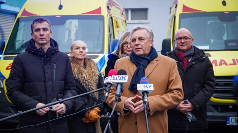 Włocławski szpital ma dwie nowe karetki/fot. Wojewódzki Szpital Specjalistyczny we Włocławku/Facebook