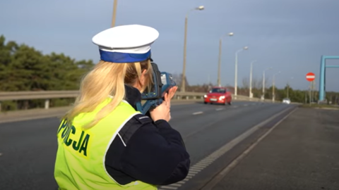 Ponad 200 kierowców straciło prawo jazdy za prędkość. Tak działa grupa SPEED [wideo]