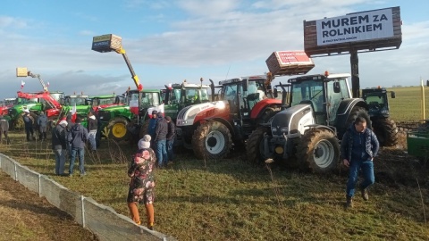 Ciągniki wyjechały na ulice Kujaw i Pomorza. Rolnicy protestowali przeciwko polityce UE [wideo, galeria]