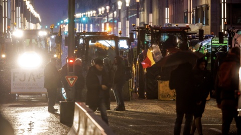 Setki traktorów w centrum Brukseli. Trwa protest przeciwko unijnej polityce rolnej