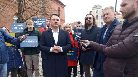 Mentzen poparł Macieja Cichowicza. Widzi, jakie Toruń ma problemy, ma na nie pomysł