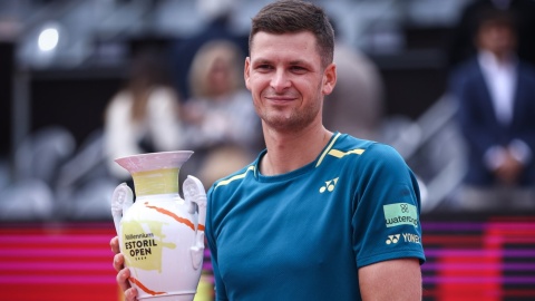 Tenis: Hubert Hurkacz wygrał turniej ATP w Estoril. Pierwszy triumf na mączce