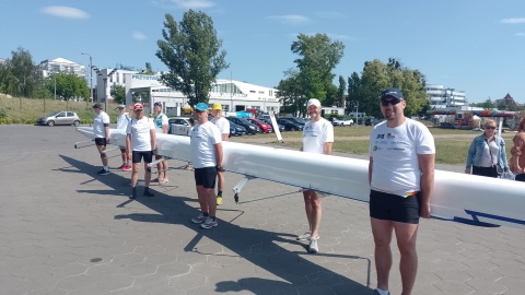 Wiosła łączą ludzi, ale też miasta. Ruszył Maraton Wioślarski z Torunia do Bydgoszczy [zdjęcia]