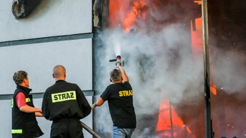 Pożar na terenie firmy papierniczej w Świeciu. Zapalił się podajnik do drewna