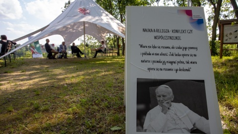 Przystanek JP II w Toruniu. Pół tysiąca młodych ludzi z dobrym słowem i dobrą zabawą [zdjęcia]