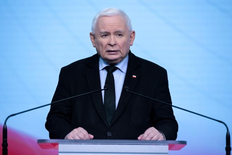 Kaczynski sobre medio año de gobierno de Tusk: El gobierno actual trabaja en detrimento del Estado y de la nación