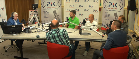 Samorządy chcą zniesienia dwukadencyjności. Radiokonferencja w PR PiK [wideo]