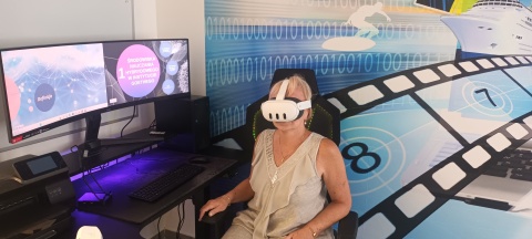 Będę uczyć się w goglach VR. Akademia Szkolnictwa AS otwiera klasę hybrydową