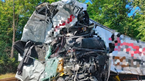 W wypadku w Zielonczynie zginął kierowca cysterny. Droga była zablokowana przez 19 godzin