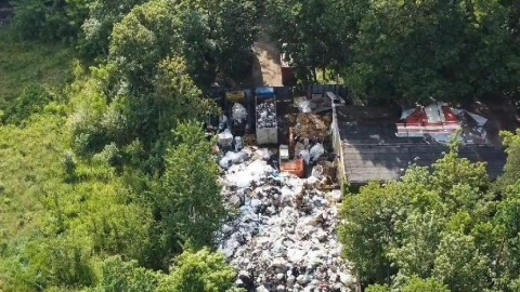 Ogromne wysypisko odpadów na bydgoskich Glinkach. 58-latek nie miał żadnych pozwoleń [zdjęcia]