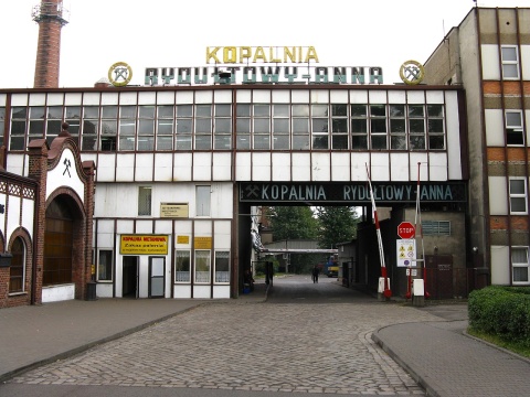 Silny wstrząs w kopalni Rydułtowy na Śląsku. W strefie zagrożenia było kilkudziesięciu górników