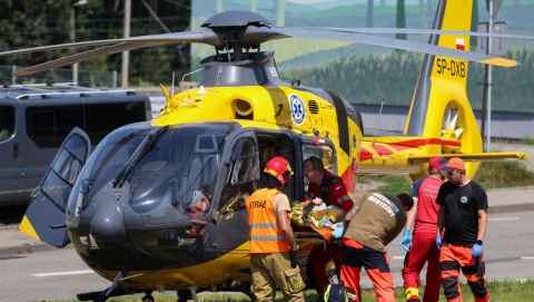 Po wstrząsie w kopalni Rydułtowy: 17 górników w szpitalach, dwóch ciągle szukają