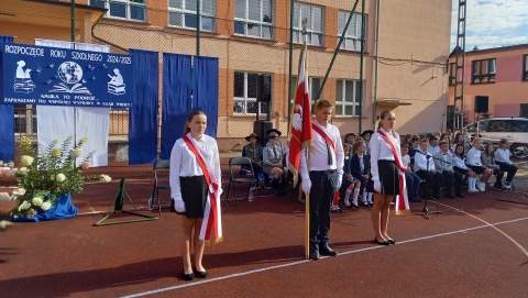 Radość, optymizm i trochę wyzwań. Inauguracja roku szkolnego w Koronowie [zdjęcia, wideo]