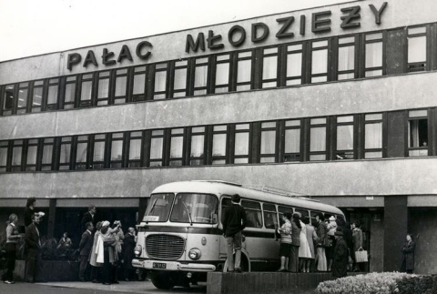 W tym pałacu od 50 lat szlifują diamenty Bydgoska placówka zaprasza na jubileusz [program]