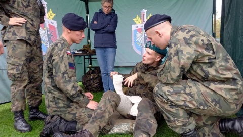 Im więcej krwi na ćwiczeniach, tym mniej w boju. Wspólne szkolenie służb w Potulicach [zdjęcia]