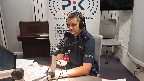 Podkomisarz Rakowski: Sto osób rocznie ginie na drogach regionu, celem jest zero ofiar [Rozmowa Dnia]