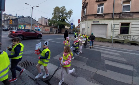 Dzieci chcą być bezpieczne przy szkołach Akcja Streets for kids w Bydgoszczy