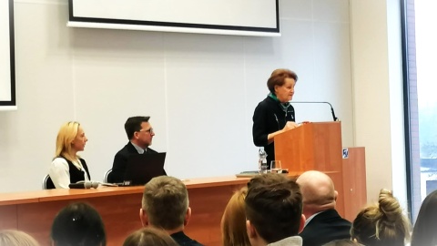 Jak politycy interpretują Konstytucję Wyjaśnia prof. Sławomira Wronkowska-Jaśkiewicz