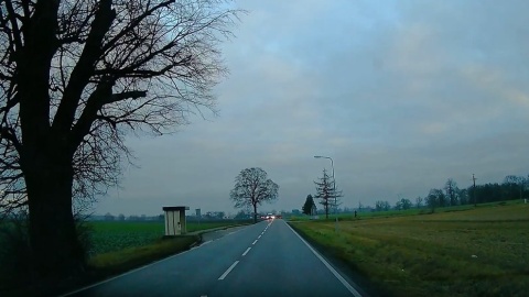 Kierowca bmw wyprzedzał na czołówkę, drugi musiał gwałtownie hamować [wideo]