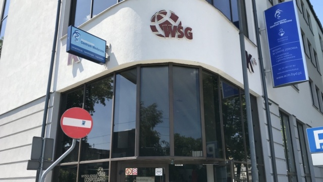 Atak hakerski na WSG w Bydgoszczy. Serwery blokowała powiązana z Rosją grupa Akira