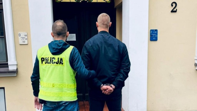 Bydgoscy policjanci przejęli blisko pół kilograma narkotyków. 29-latkowi grozi do 10 lat więzienia