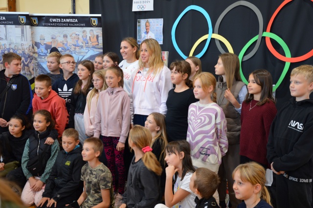 Nie bójcie się marzyć. Nigdy się nie poddawajcie - bydgoskie kajakarki zachęcały dzieci do uprawiania sportu [zdjęcia]