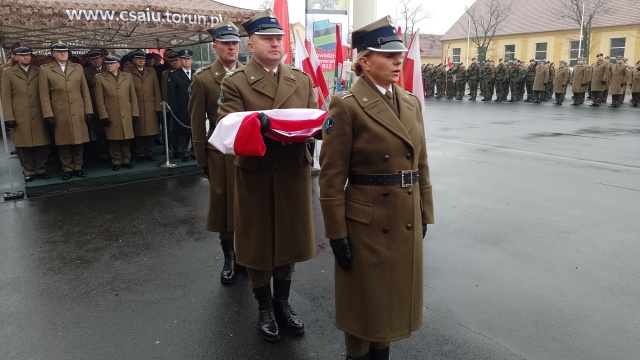 Pierwsze strzelanie z wyrzutni Homar-K w Toruniu. Tak świętowały Wojska Rakietowe i Artylerii