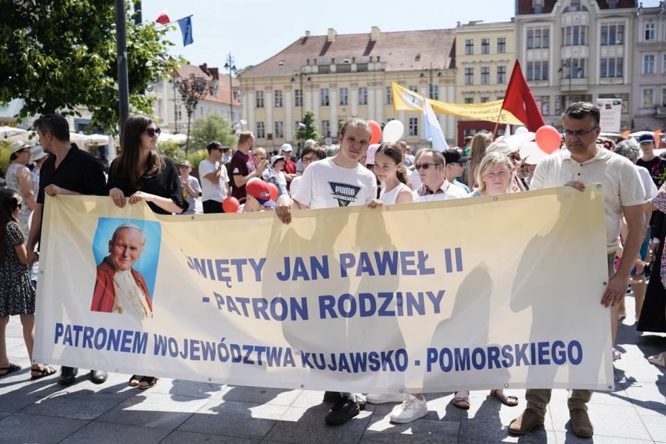 Marsz dla Życia i Rodziny/fot. Przemysław Czarnecki, diecezja.bydgoszcz.pl