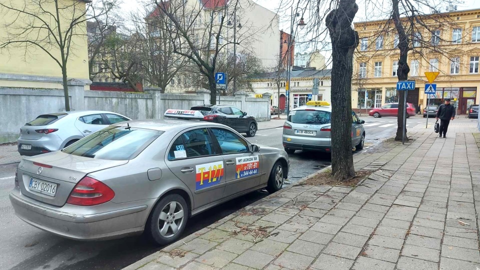 Postój taksówek przy ul. Zamoyskiego w Bydgoszczy/fot. ZDMiKP Bydgoszcz