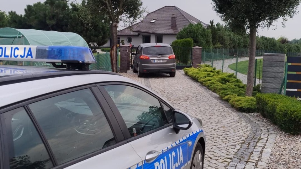 Jak się okazało, pojazd został skradziony w Niemczech/fot. materiały policji