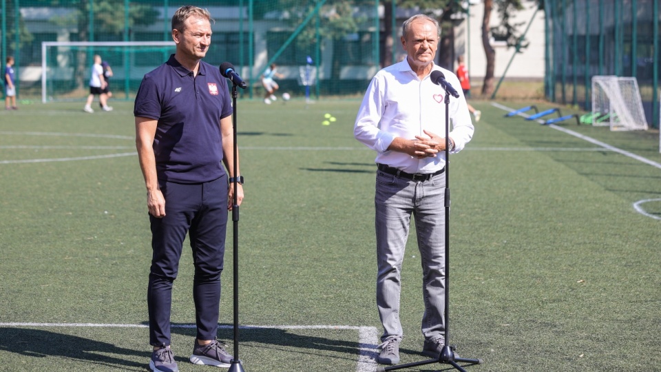 Premier Donald Tusk i minister sportu Sławomir Nitras/fot. PAP/Rafał Guz