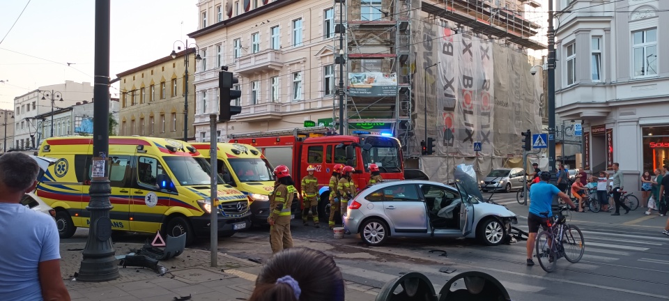 Wypadek wydarzył się na skrzyżowaniu ulic: Gdańskiej i Chodkiewicza/fot. Kamil Bździan