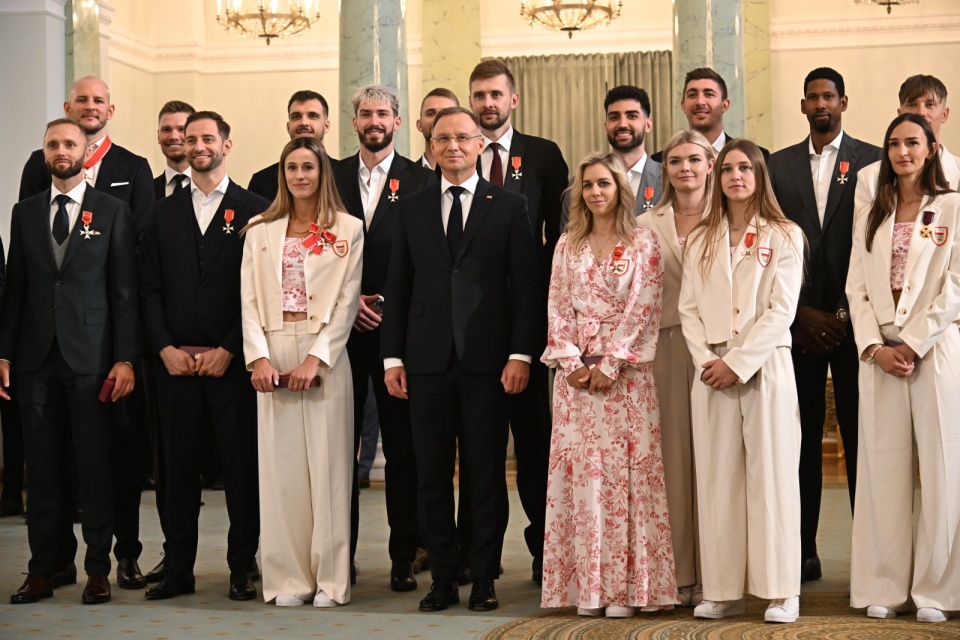 Prezydent Duda odznaczył medalistów olimpijskich/fot. PAP/Radek Pietruszka