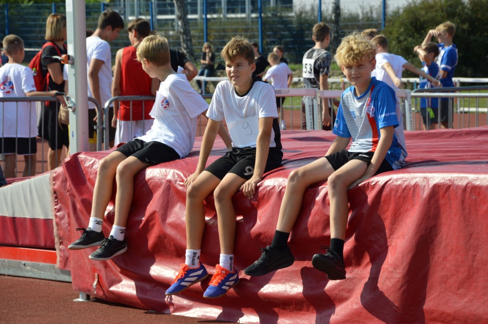 Na stadionie Zawiszy młodzi sportowcy rywalizowali w konkurencjach lekkoatletycznych/fot. Patryk Głowacki