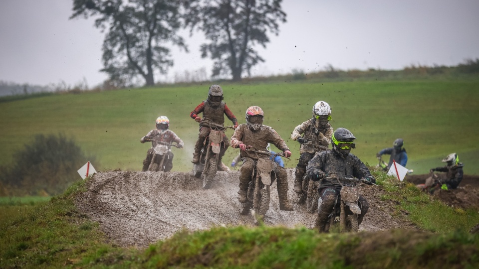 Młodzi zawodnicy rywalizowali w naprawdę trudnych warunkach/fot. Alan Wałkiewicz/Mistrzostwa i Puchar Polski Pit Bike