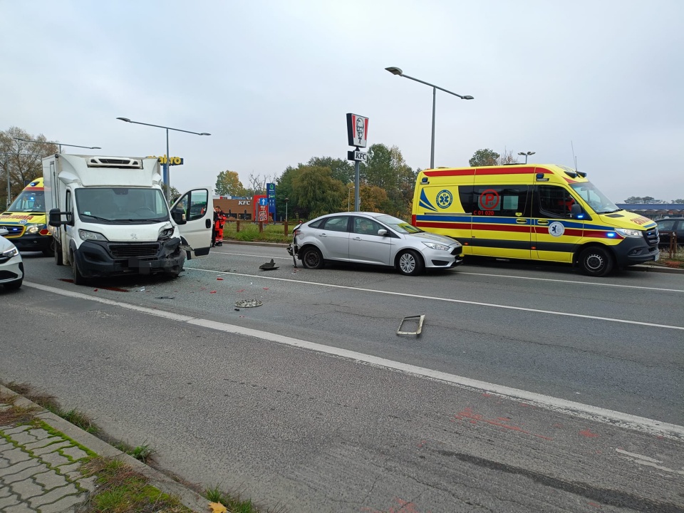 Nikomu nic się nie stało, ale przez kilkanaście minut ruch w stronę Stryszka był utrudniony, więc tworzyły się korki/fot. Bydgoszcz998, Facebook