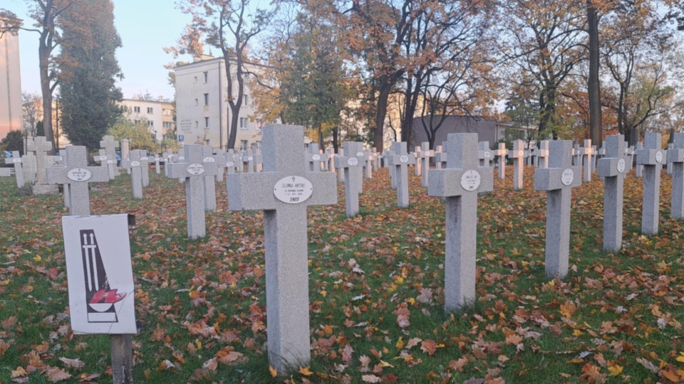 Na Cmentarzu Garnizonowym w Toruniu spoczywa wiele osób zasłużonych dla miasta, niezależnie od narodowości/fot: Michał Zaręba