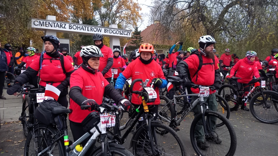 Rowerowy Rajd Niepodległości wyruszył z Bydgoszczy/fot. Tatiana Adonis